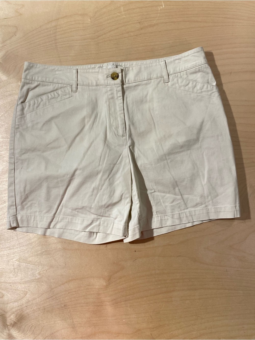 Talbots Cream Tailored Cotton-Blend Shorts 12P (SA)